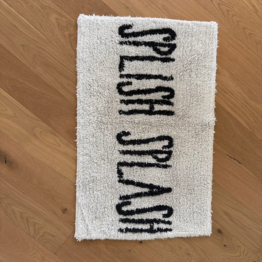 Rae Dunn Cream and Black 'Splish Splash' Bath Mat